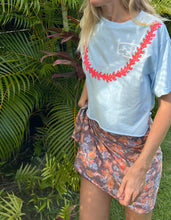 Load image into Gallery viewer, Puakenikeni Coral Crop
